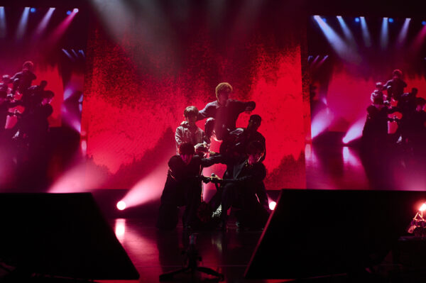 【レポ】82MAJOR（エイティトゥーメジャー）初の東阪Zeppツアー『82MAJOR CONCERT ＜BEBEOM : BE THE TIGER＞ in JAPAN』～大盛り上がりの全23曲のステージ！DJパフォーマンスやトラのポーズも披露し「僕はタイガーになりタイガー」（1/2）